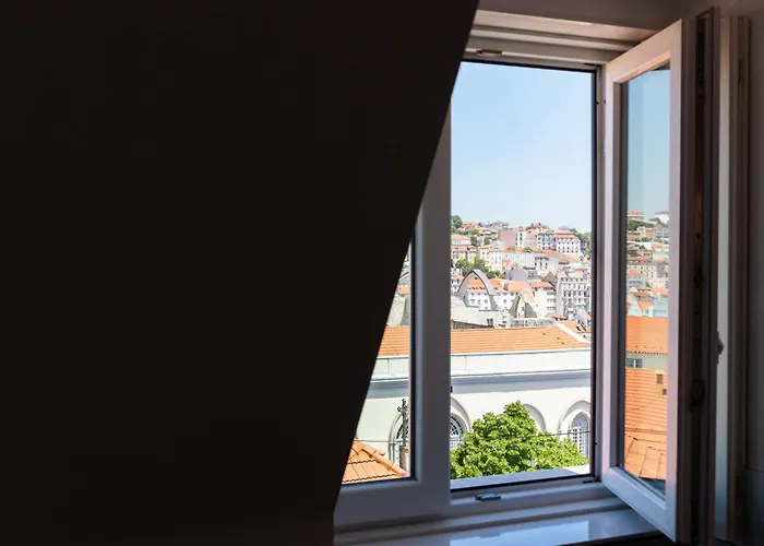 Lisboa Carmo Hotel